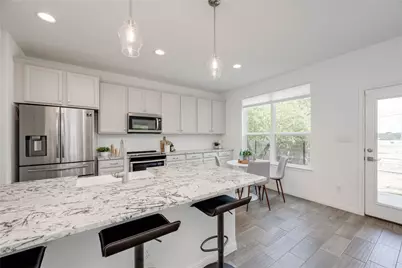 16601 Sydney Carol Lane, Austin, TX 78734 - Photo 4