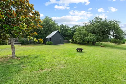109 Westview Drive, Georgetown, TX 78628 - Photo 32