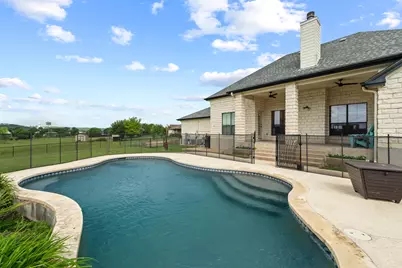 109 Westview Drive, Georgetown, TX 78628 - Photo 32