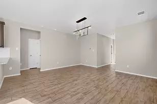 189 Fabion St, Kyle, TX 78640 - Photo 4