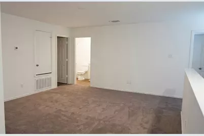 313 Redonda Drive, Liberty Hill, TX 78642 - Photo 10