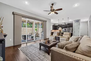 908 Dancing Oak Ln, San Marcos, TX 78666 - Photo 10