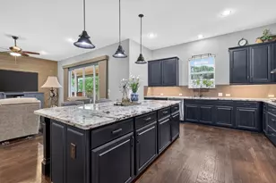 908 Dancing Oak Ln, San Marcos, TX 78666 - Photo 12