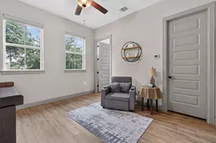 908 Dancing Oak Ln, San Marcos, TX 78666 - Photo 16
