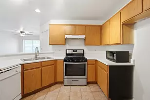 2304 Smith Branch Blvd, Georgetown, TX 78626 - Photo 8