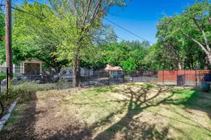 108 E 46th St, Austin, TX 78751 - Photo 2