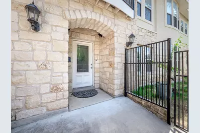 108 E 46th Street, Austin, TX 78751 - Photo 4