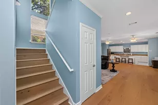 108 E 46th St, Austin, TX 78751 - Photo 14