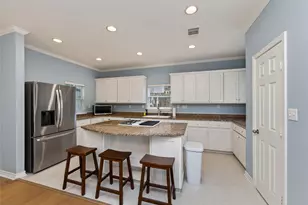 108 E 46th St, Austin, TX 78751 - Photo 10