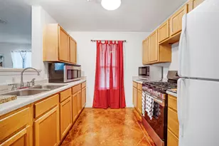 7104 Villita Avenida St, Austin, TX 78741 - Photo 6