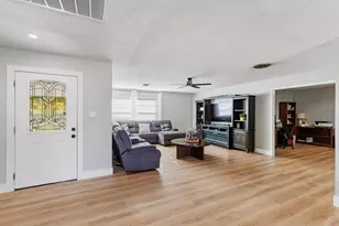 139 E Cottonwood Dr, Granite Shoals, TX 78654 - Photo 8