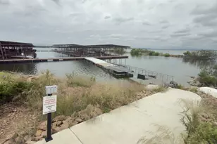 308 Peninsula Dr, Burnet, TX 78611 - Photo 10