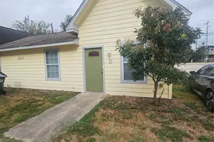 644 Mill St, San Marcos, TX 78666 - Photo 4