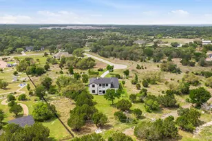 109 Rocky Summit Ct, Spicewood, TX 78669 - Photo 30