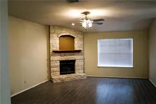 100 S Creek Bend Dr, Hutto, TX 78634 - Photo 4