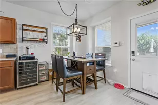 381 Bloomsbury Dr, Kyle, TX 78640 - Photo 8