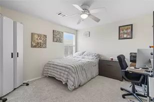 381 Bloomsbury Dr, Kyle, TX 78640 - Photo 20