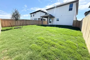 318 Young St, Buda, TX 78610 - Photo 8