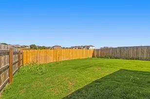 1116 Paradise Cyn Cv, Jarrell, TX 76537 - Photo 24