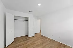 443 Sebring Cir, Hutto, TX 78634 - Photo 24