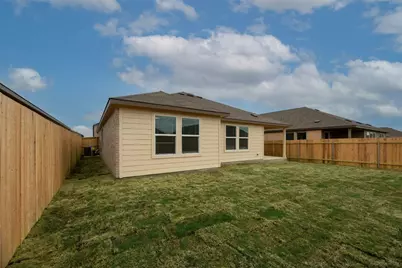 443 Sebring Circle, Hutto, TX 78634 - Photo 32