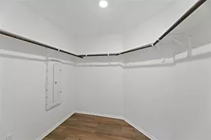 443 Sebring Cir, Hutto, TX 78634 - Photo 20