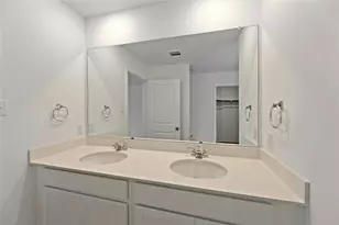 443 Sebring Cir, Hutto, TX 78634 - Photo 18