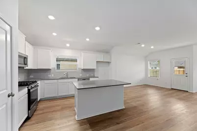 443 Sebring Circle, Hutto, TX 78634 - Photo 8