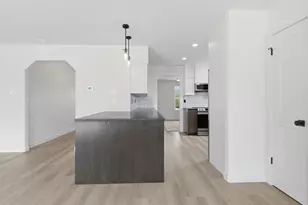 25429 Cove Dr, Spicewood, TX 78669 - Photo 10