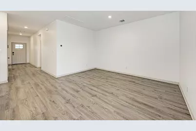 1002 Austin Bayou Drive, Hutto, TX 78634 - Photo 20