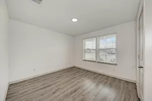 1002 Austin Bayou Dr, Hutto, TX 78634 - Photo 26