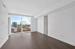313 W 17th St, Austin, TX 78701 - Photo 6