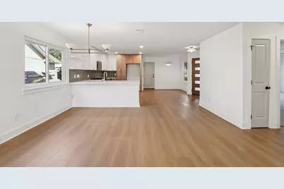 4901 Transit Circle, Austin, TX 78727 - Photo 14