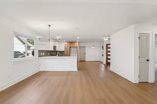 4901 Transit Cir, Austin, TX 78727 - Photo 14