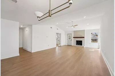 4901 Transit Circle, Austin, TX 78727 - Photo 18