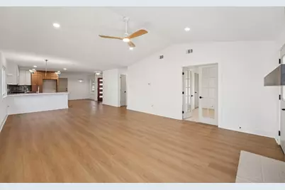 4901 Transit Circle, Austin, TX 78727 - Photo 16