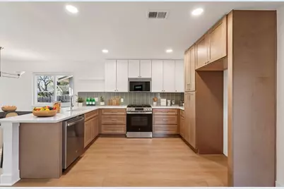 4901 Transit Circle, Austin, TX 78727 - Photo 2