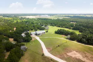 2110 Co Rd 285, Liberty Hill, TX 78642 - Photo 30