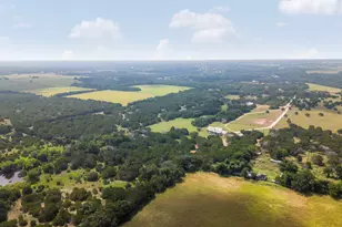 2110 Co Rd 285, Liberty Hill, TX 78642 - Photo 34