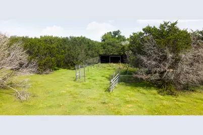 2110 County Road 285, Liberty Hill, TX 78642 - Photo 32