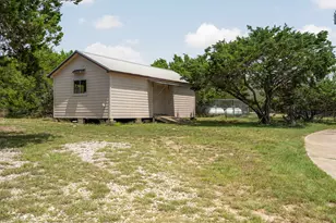 2110 Co Rd 285, Liberty Hill, TX 78642 - Photo 24