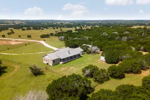 2110 Co Rd 285, Liberty Hill, TX 78642 - Photo 40