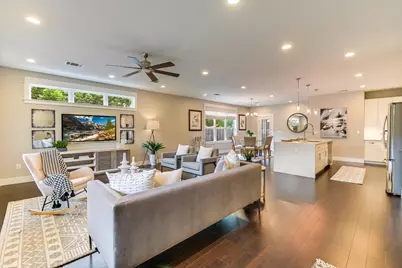 1106 Fiesta Street, Austin, TX 78702 - Photo 4