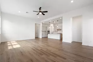 11413 Lago Leon St, Manor, TX 78653 - Photo 20