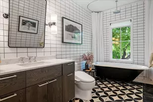 1306 Clifford Ave, Austin, TX 78702 - Photo 22