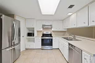 4010 Cima Serena Dr, Austin, TX 78759 - Photo 8