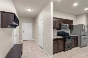 111 Denton Dr, Hutto, TX 78634 - Photo 6