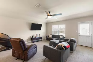 111 Denton Dr, Hutto, TX 78634 - Photo 8