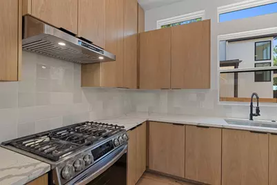 909 Payne Avenue #1, Austin, TX 78757 - Photo 8