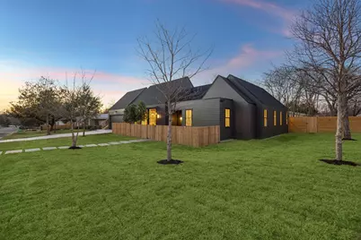 4700 Philco Drive, Austin, TX 78745 - Photo 4